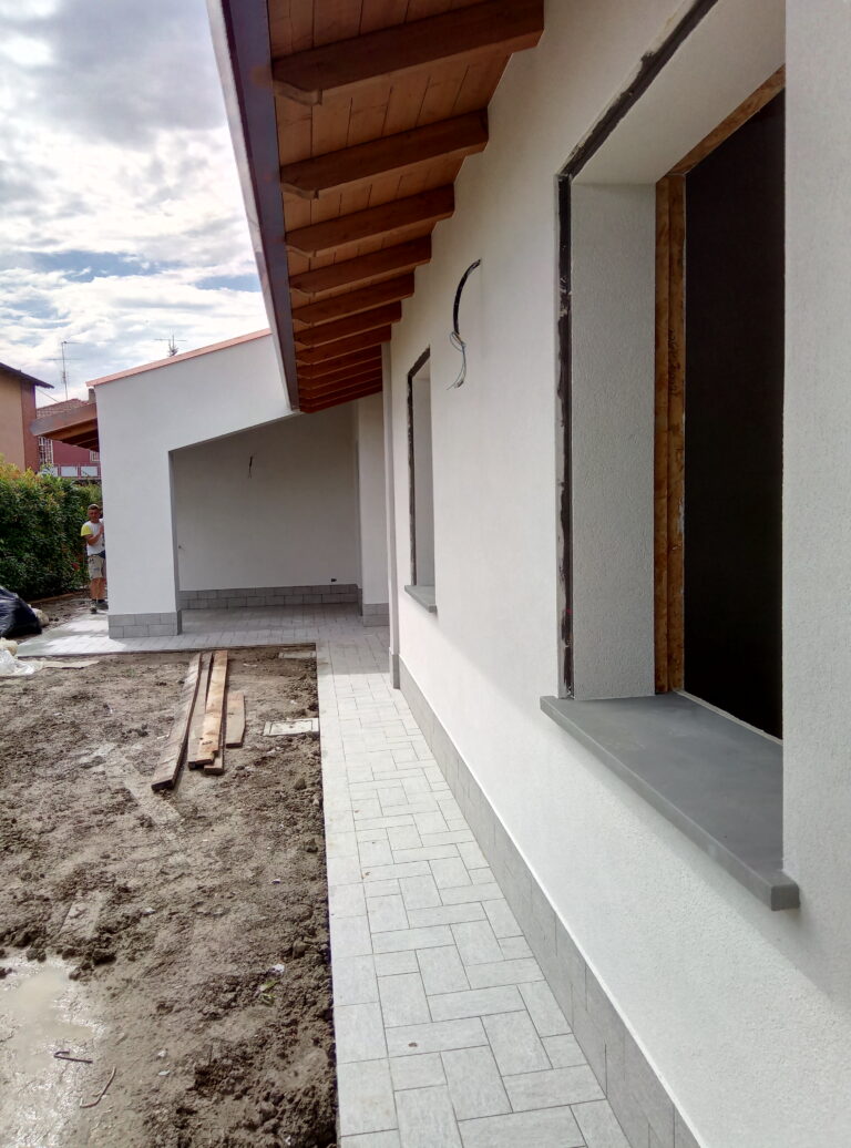 Cappotto termico in fase di completamento